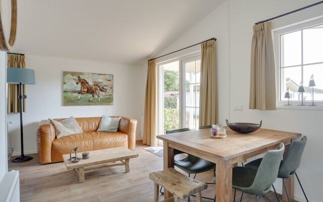 Bungalow With a Terrace at Bedafse Bergen