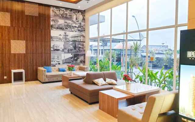 Galeri Ciumbuleuit 3 by Aya Stays