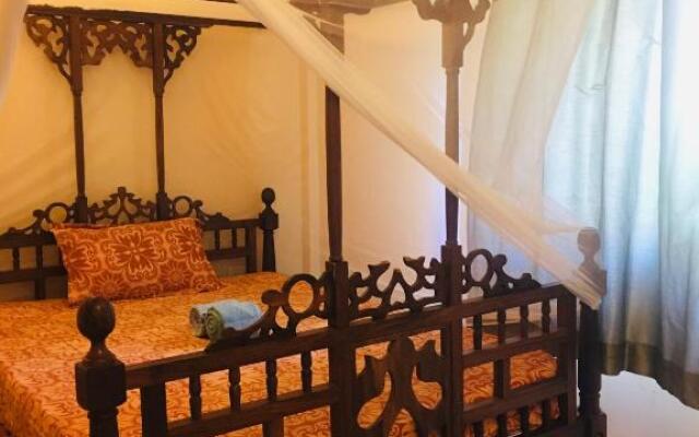 Casa Umoja Guesthouse