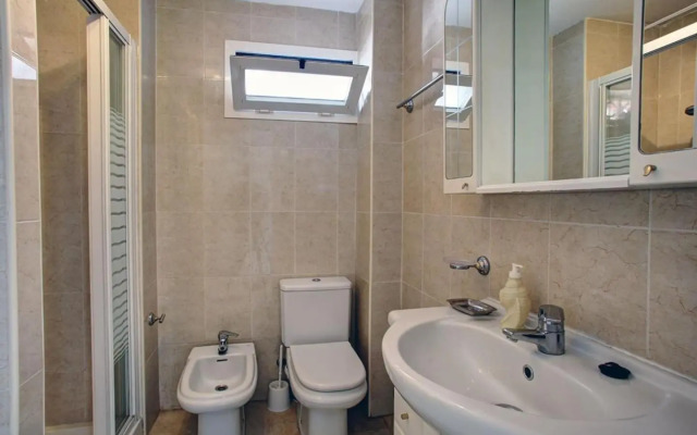 Lovely beachfront apartment Puerto Banus Marbella