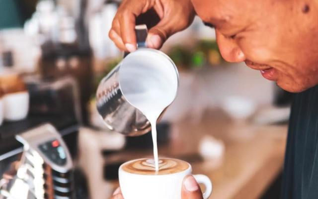 Surf & Party - Hostel Somewhere Else