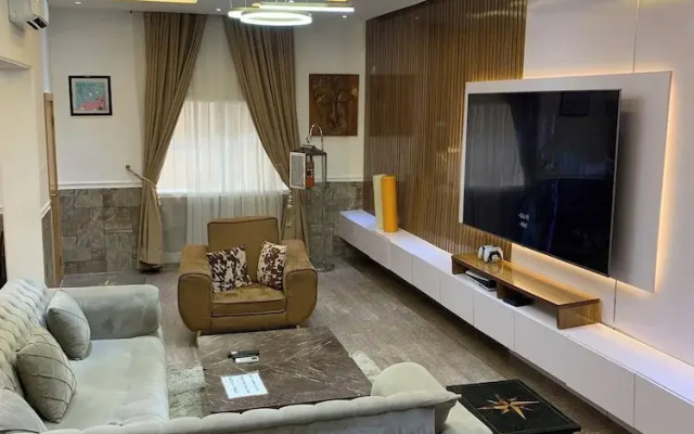 Signature apartments