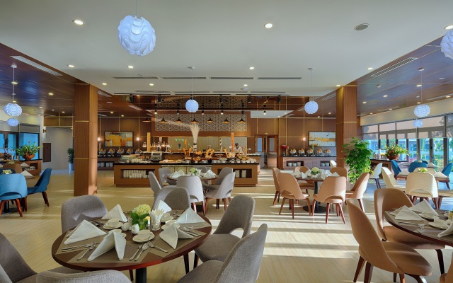 Royal Lotus Ha Long Resort and Villas