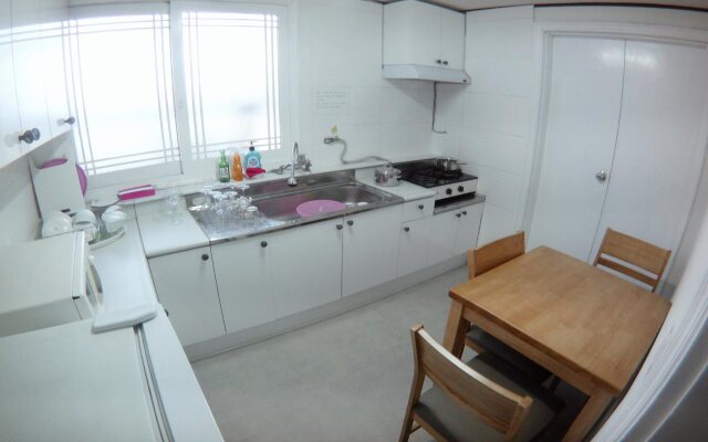 Lux Guesthouse - Hostel