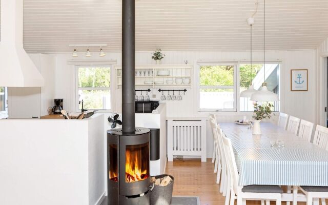 10 Person Holiday Home in Fjerritslev