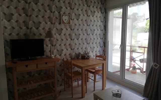 Joli studio à DINARD /LA RICHARDAIS à 5 mn plage