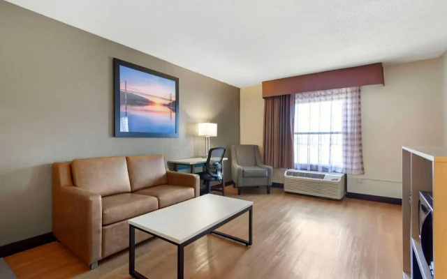 Holiday Inn Express Valley W Point Area
