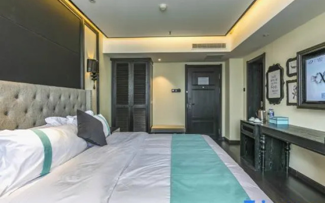 Xana Hotelle (Shenyangbei Railway Station Qishan Road Subway Station)