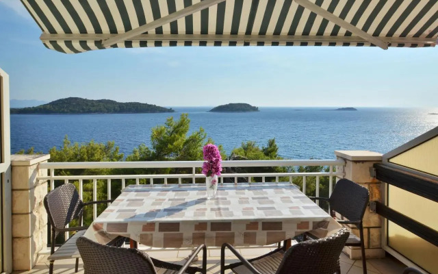 Apartments by the sea Prizba, Korcula - 9276