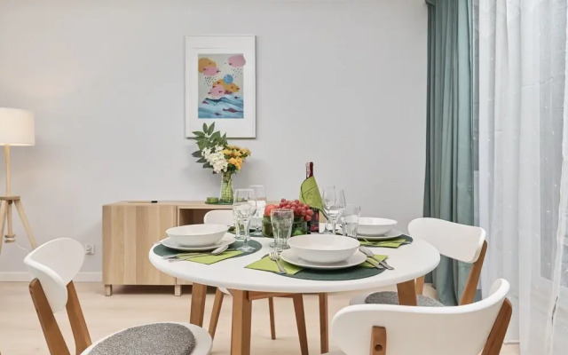 Wrocław Apartment Gwiaździsta by Renters