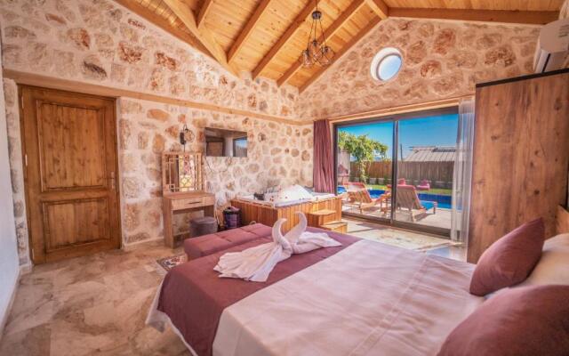 Zorlu - 2 Bedroom with jacuzzi in Kalkan