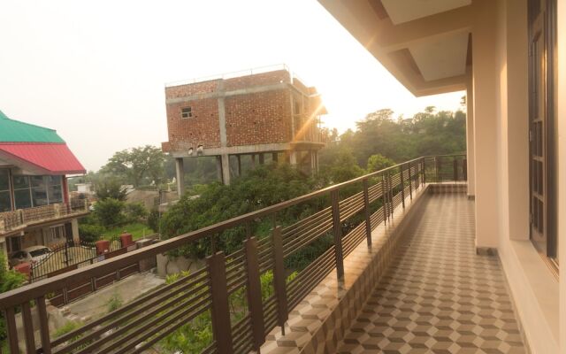 OYO 16643 Home Modern 2 BHK Villa Sheela Chowk