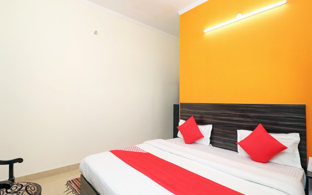 Hotel Dev by OYO Rooms