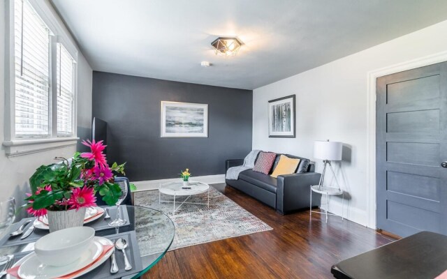 1BR - Boutique Condo w Netflix - Prime DT