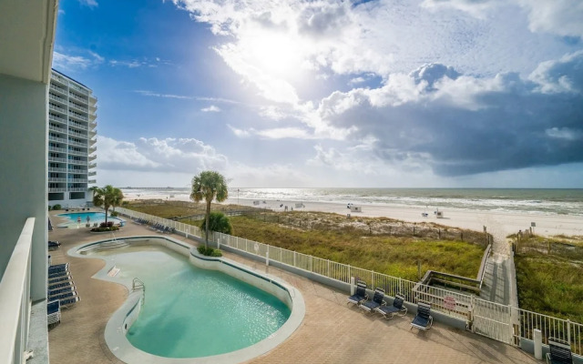 Lighthouse 215 3 Bedroom Condo