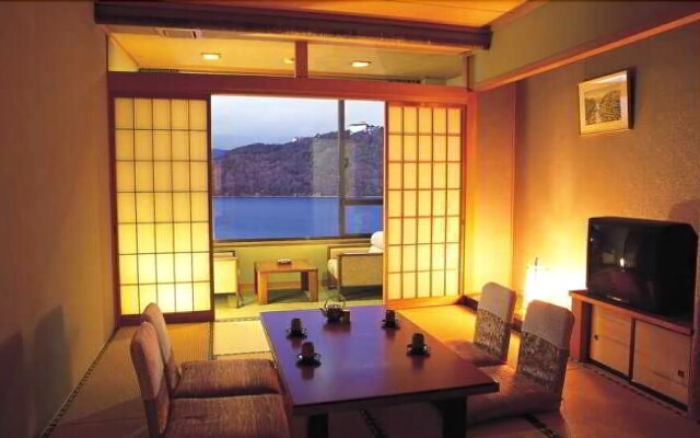 Tokiwasure Kaikatei Ryokan