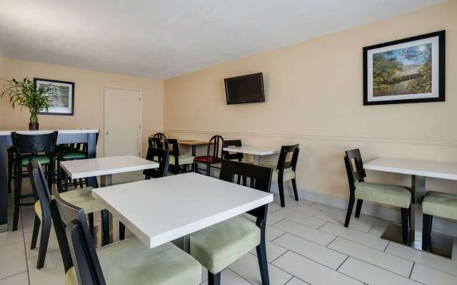 Quality Inn & Suites Mt Chalet