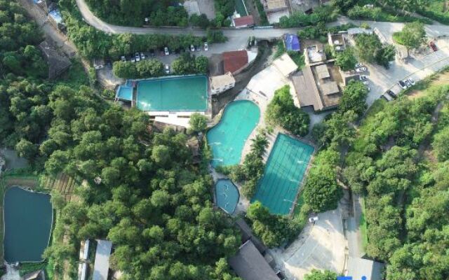 Qingquangu Homestay