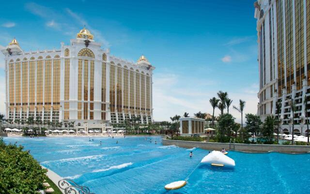 Galaxy Hotel