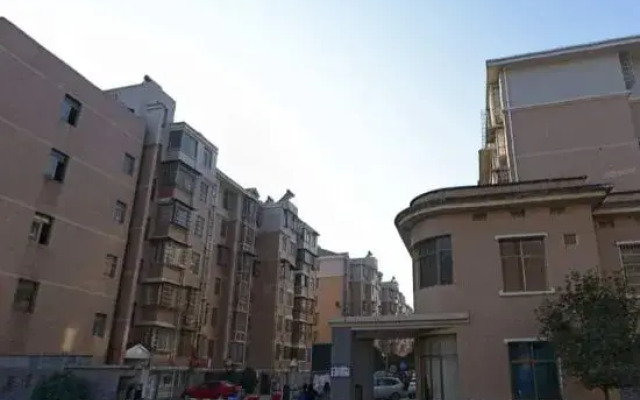 Shuangzi Electric Gaming Apartment