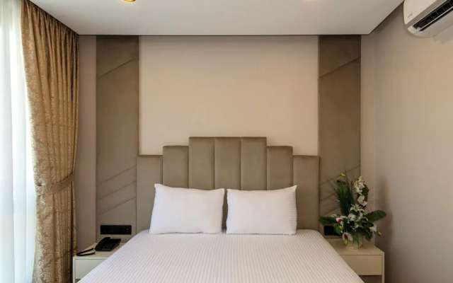 Hilltown Airport Hotel