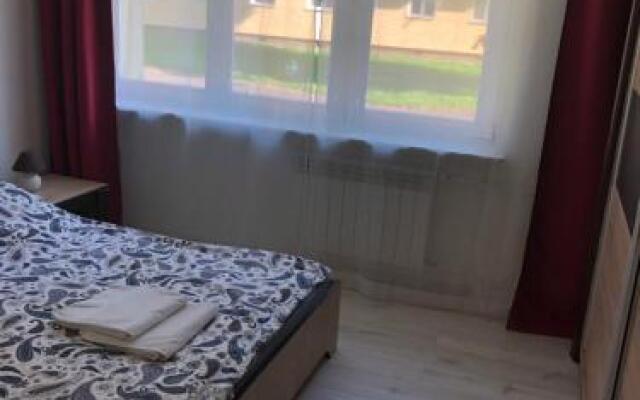 Apartment Mona Warsaw przy stacji metra