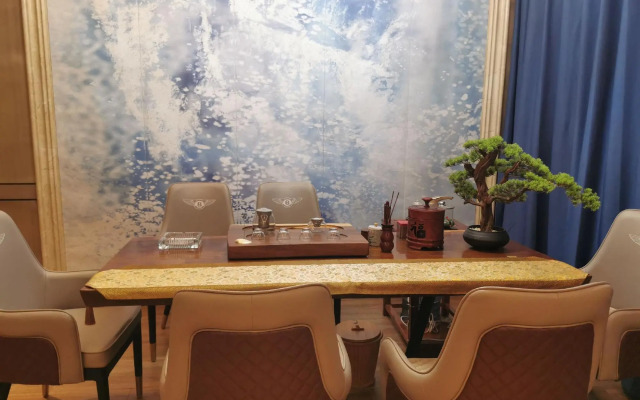 F City Hotel (Gongzhuling Railway Station)