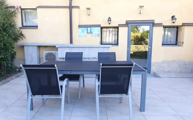 Parco Vira Apartments