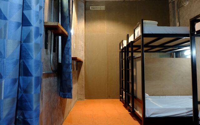 White Jail @ Koh Tao hostel