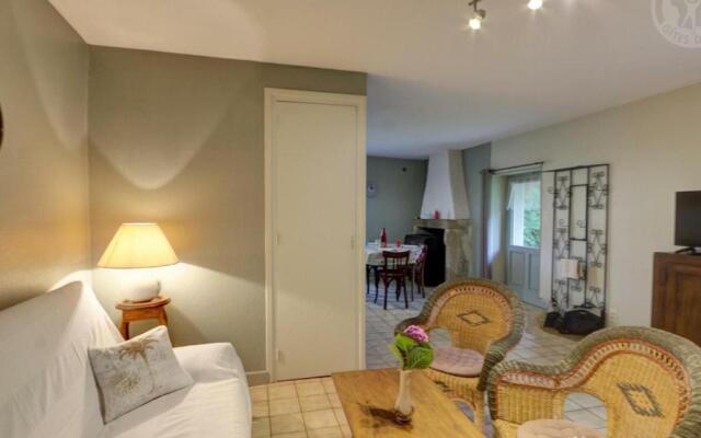 Gîte Saint-Didier-sur-Rochefort, 3 pièces, 4 personnes - FR-1-496-12