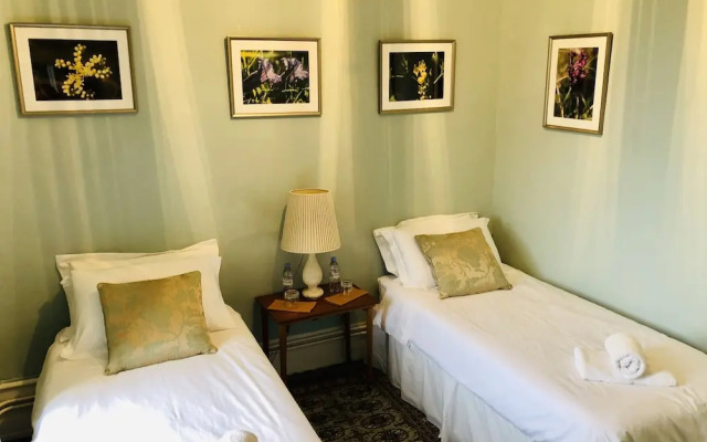 Chateau Celle Guenand