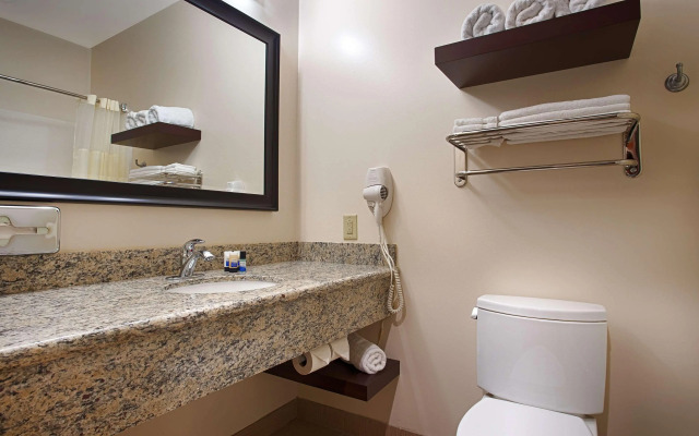 Best Western Plus Finger Lakes Inn & Suites