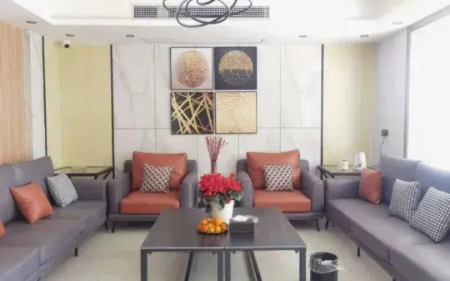 Niec  chain  hotel(Wuhan Tianhe Airport store)