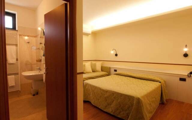 Hotel Corona