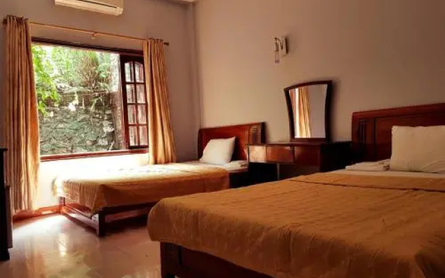 Phuong Vi Hotel