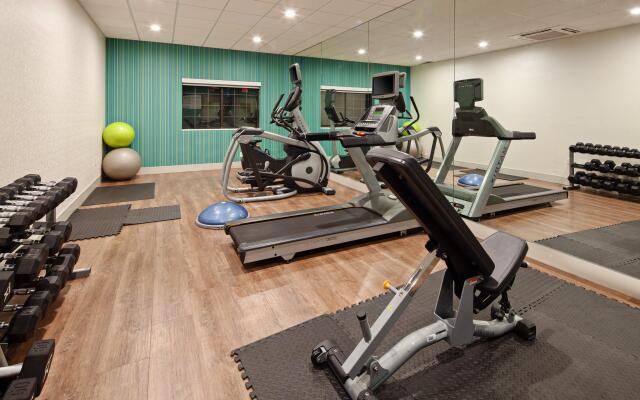 Holiday Inn Express & Suites Rancho Mirage - Palm Spgs Area by IHG