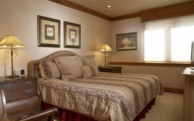 Baby Doe Chateau - 6 Bedrooms Home