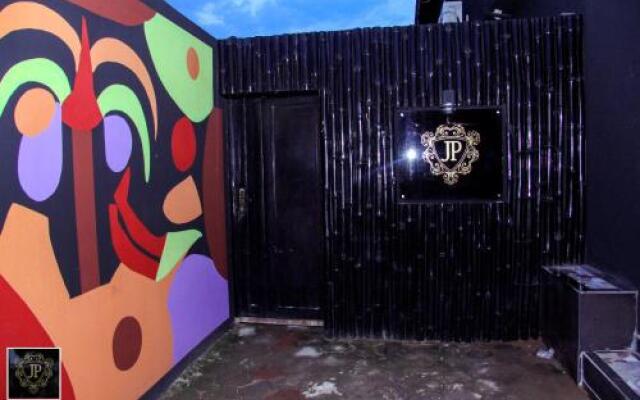JP Suites And Lounge