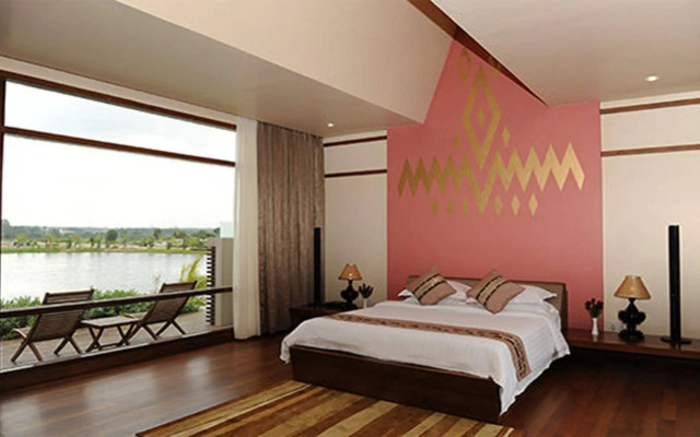 The Myat Mingalar Hotel