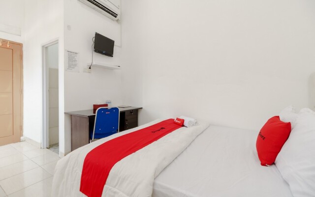 RedDoorz near Jalan MP Mangkunegara Palembang