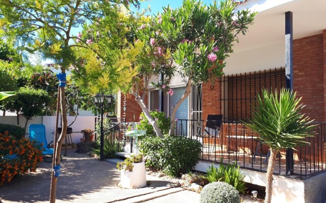 House With 3 Bedrooms In Alcanar, With Enclosed Garden - 100 M From The Beach