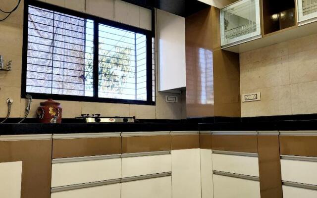 Sapphire service apartment