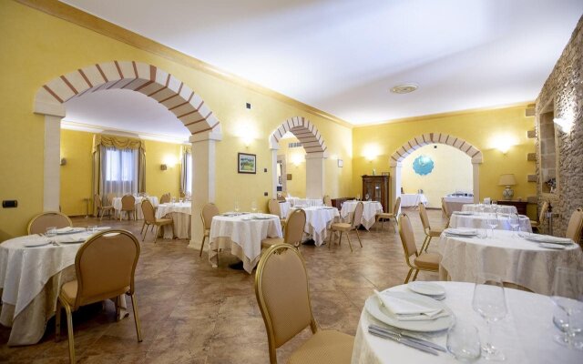 Il Podere Hotel Restaurant