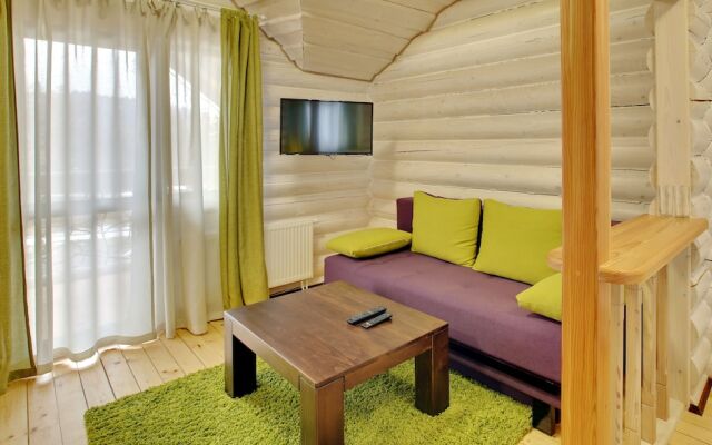 Whiteberry Hotel
