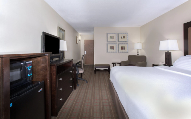 Holiday Inn Riverton-Convention Center