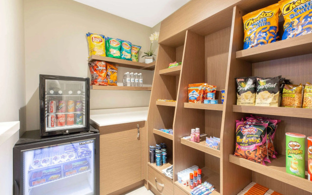 Microtel Inn & Suites By Wyndham Fort Mcmurray
