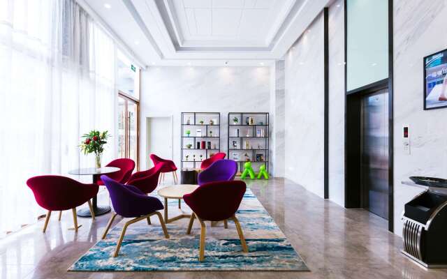 Campanile Hotel Wuxi Huishan Ancient Town Jinlong square