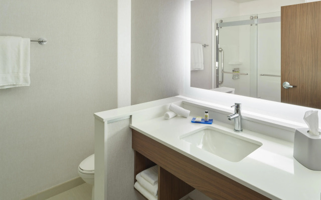 Holiday Inn Express Doral Miami by IHG