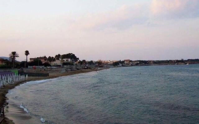 1st Floor Apartment in Villa Falari Near the