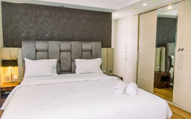 Comfort And Warm Studio At Serpong Greenview Apartment